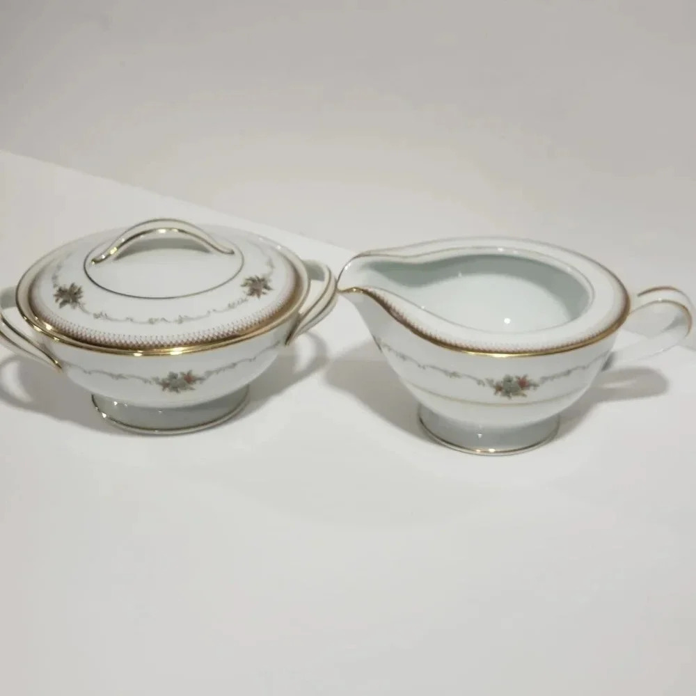 Noritake Joanne Pattern Sugar bowl/Creamer Set,Fine Bone China.